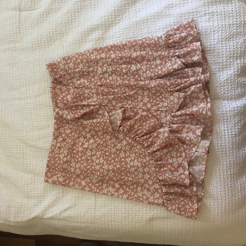 Floral peach skirt
